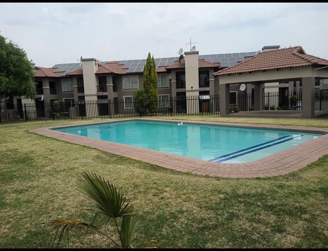 2 BEDROOM APARTMENT FOR SALE IN VAN DYK PARK